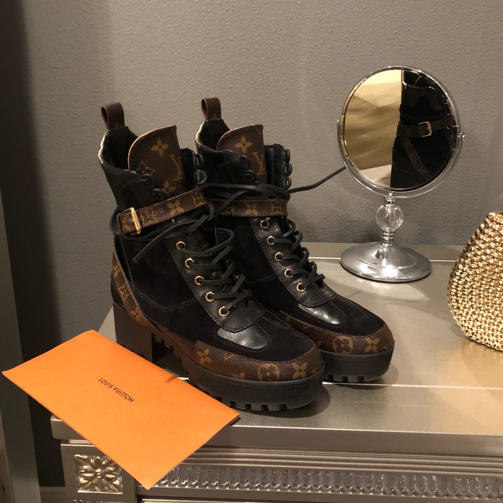Louis Vuitton Desert boots